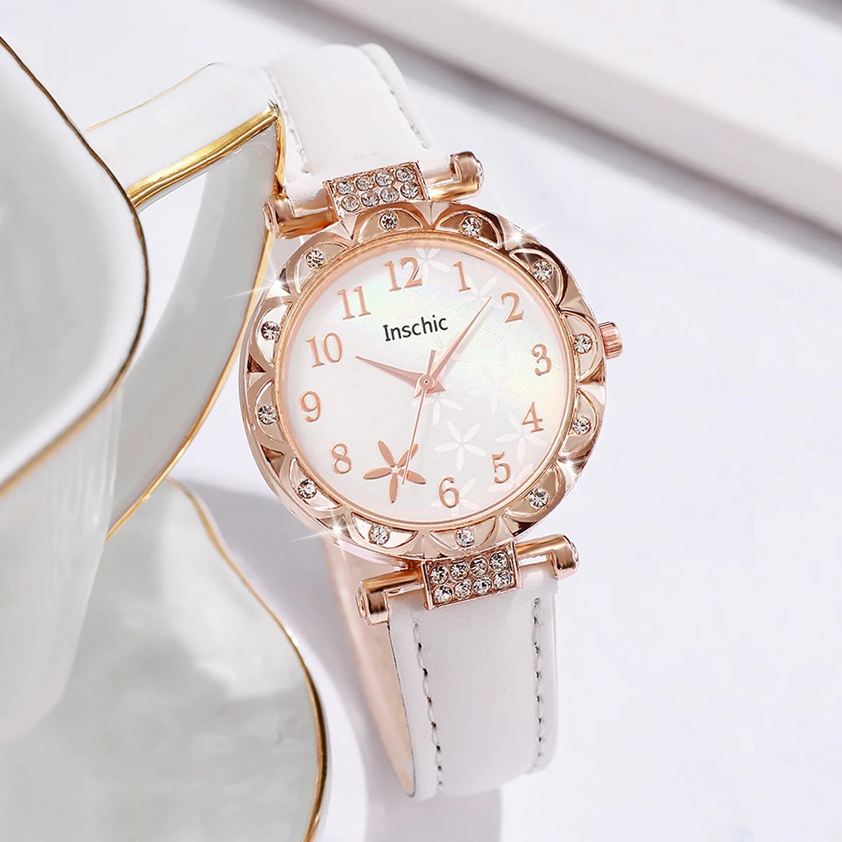 5pcs/set Women Leather Band Flower Quartz Watch with Jewelry Set for Ladies