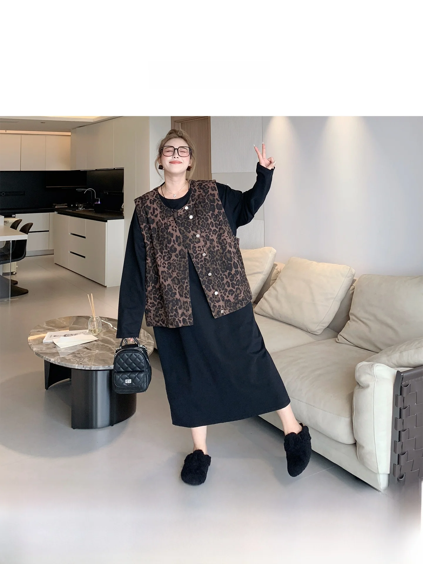 

Large Size Spring Cardigan Vest Loose Casual Leopard Print Versatile Outerwear Commute Casual Women's Faion