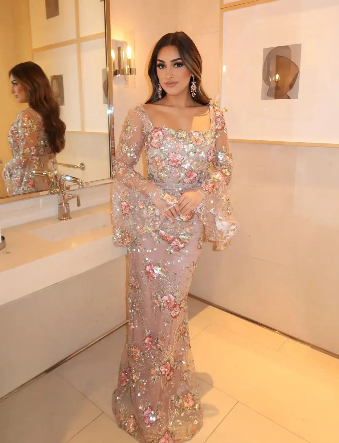 

Ofherown Luxury Pink 3D Floral Sequin Mermaid Evening Dress Women Long Bell Sleeve Square Neck Formal Party Gown with Beading