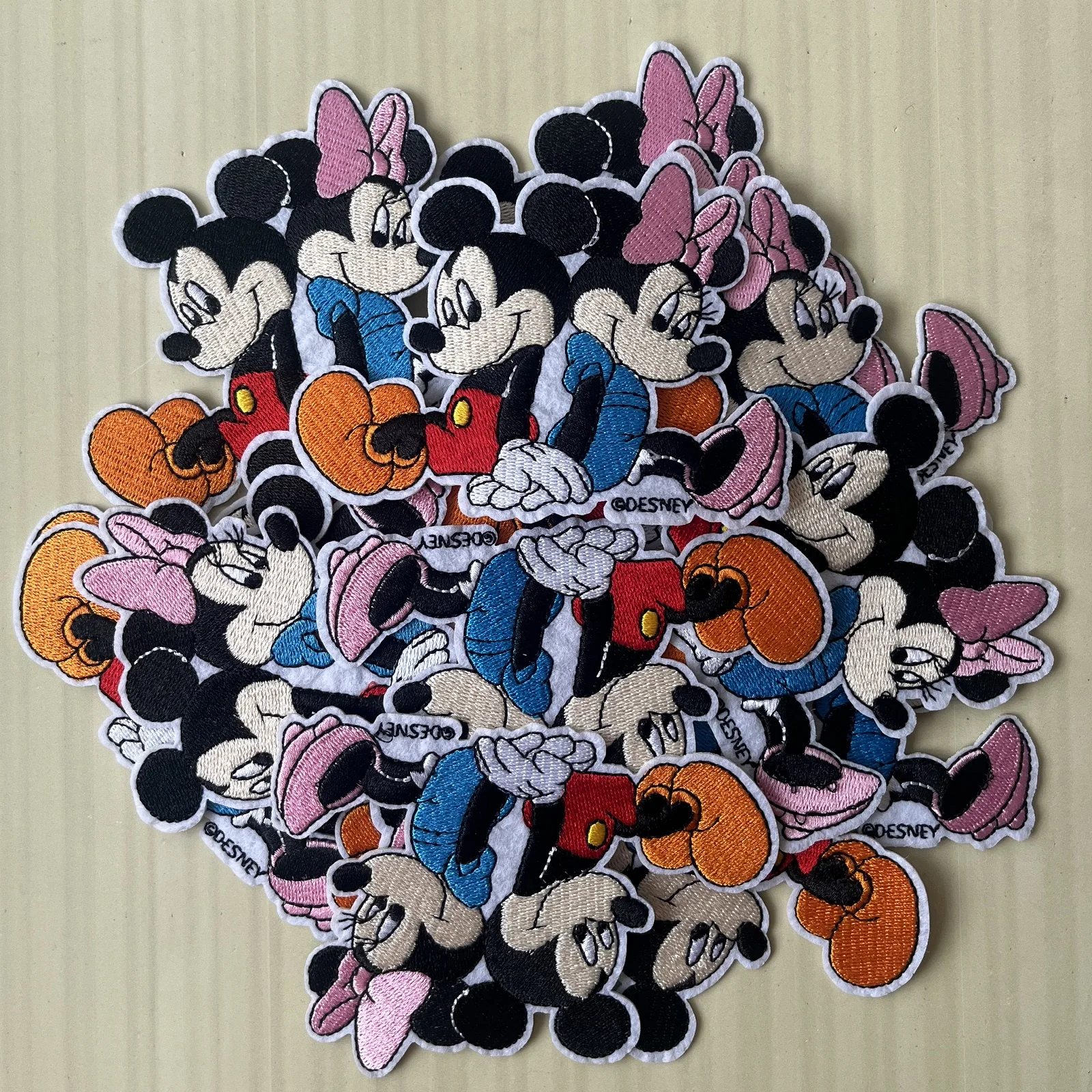

Anime Mickey Mouse Minnie Fabric Iron on Patches DIY Decor Clothes Sew Coat Jeans Embroidered Anime Applique wholesale