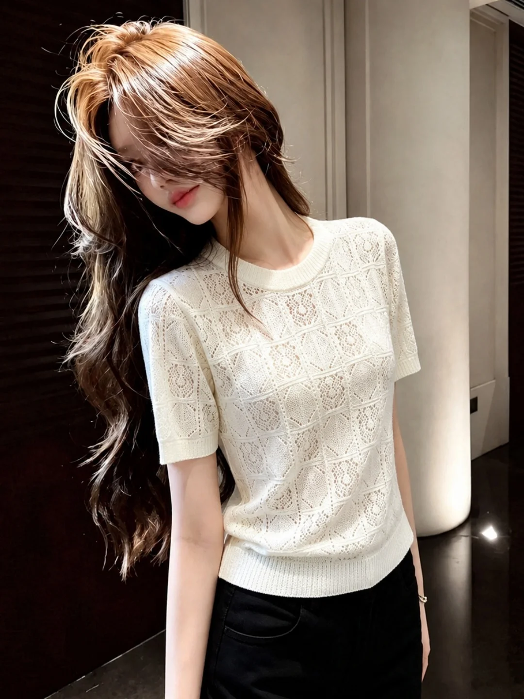 

Elegant Hollow out Ice Silk Knitted Top Comfortable Soft Korean Style Fashionable Ageless High End Feeling Summer 2026 Women'...