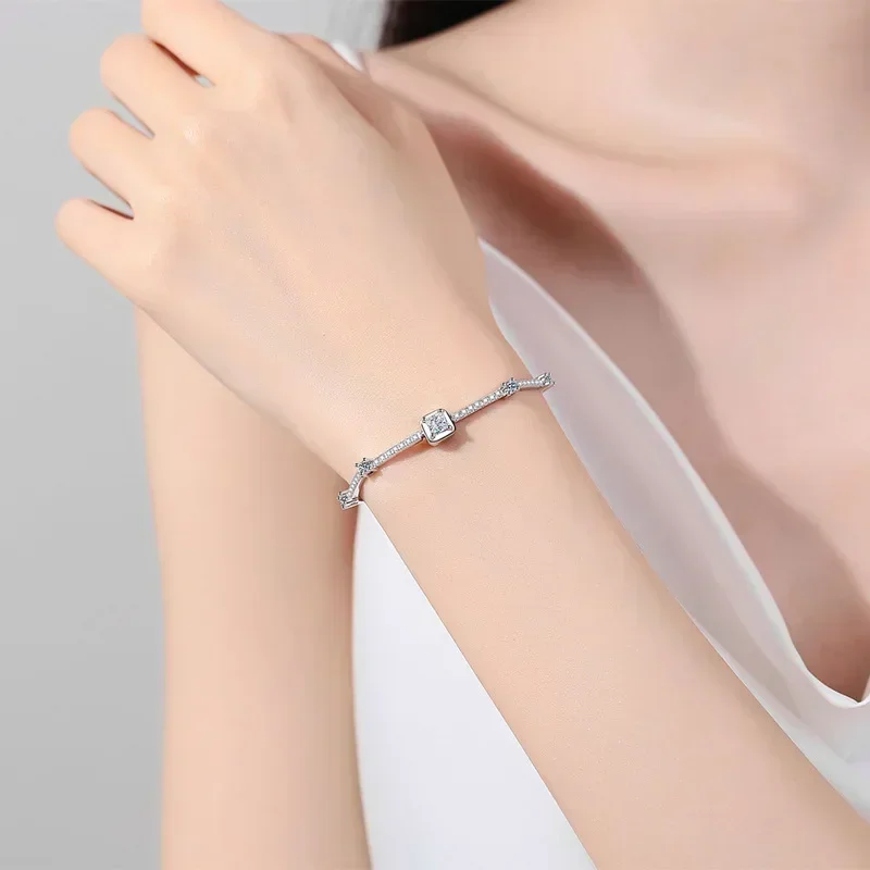 Exquisite Design Square 1.88Carat Moissanite Bracelet Women Brilliant Platinum PT950 Light Luxury Holiday Gift for Girlfriend