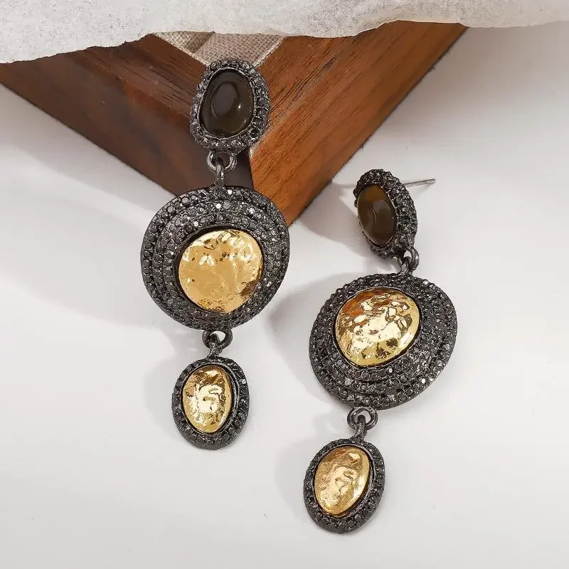 أقراط مذهلة مرصعة بالجواهر من حجر الراين؛ قلادة دائرية عتيقة بوهيميا للنساء؛ هدية مثالية لحفلات الولائم