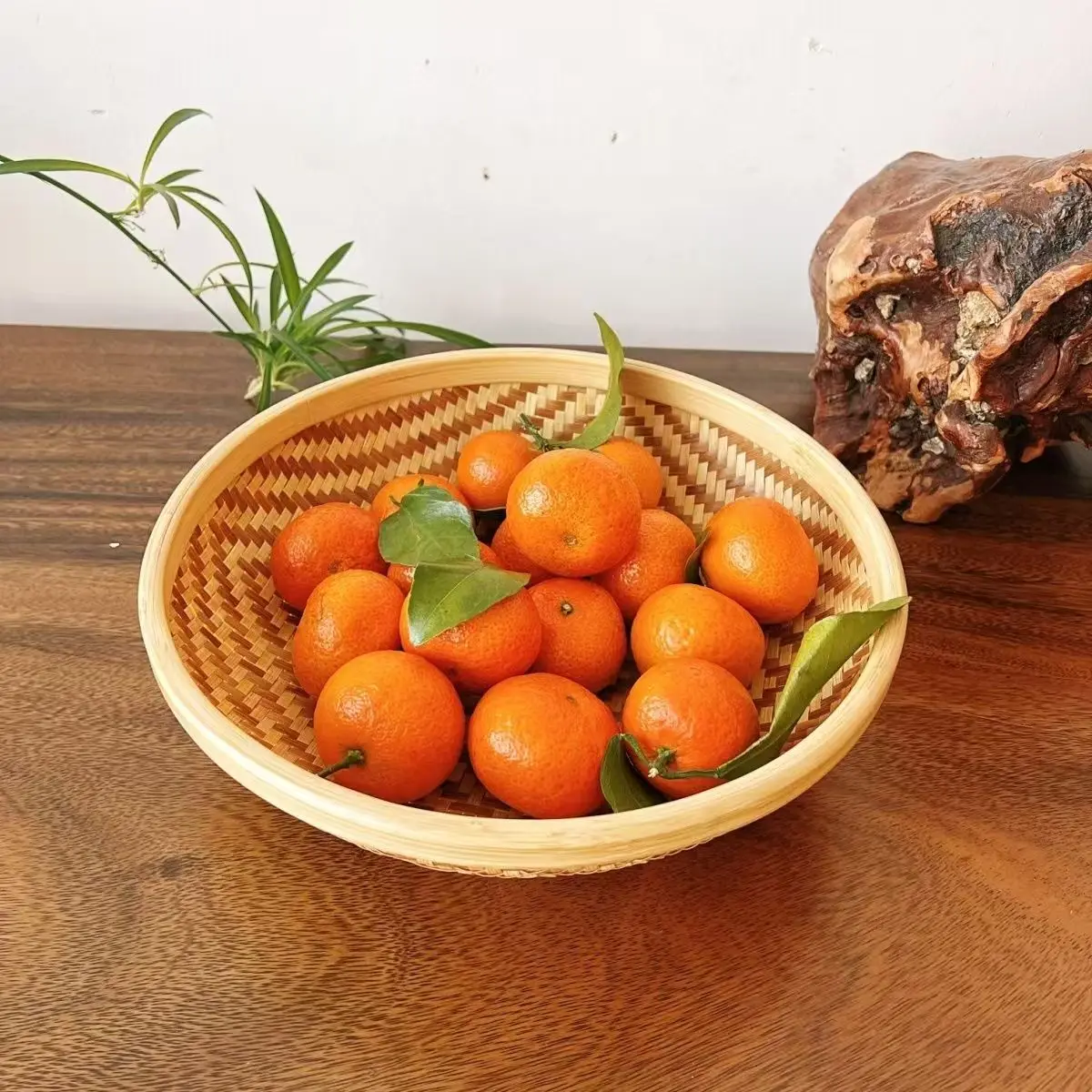 Handwoven Bamboo Fruit Basket Household Premium Tray for Snacks & Pastries Storage Basket for Sundries Moso Bamboo Kitchenware