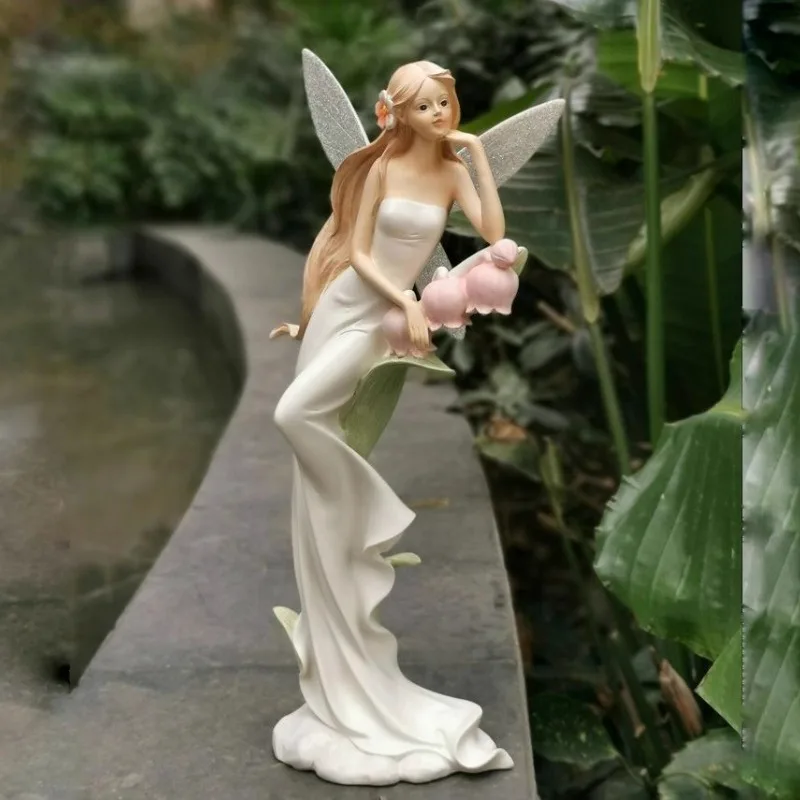 Garden & Home Decor Sculpture, Creative Art Ornament for Yard, Living Room, Entryway, or Bookshelf, Handcrafted Decorative Piece