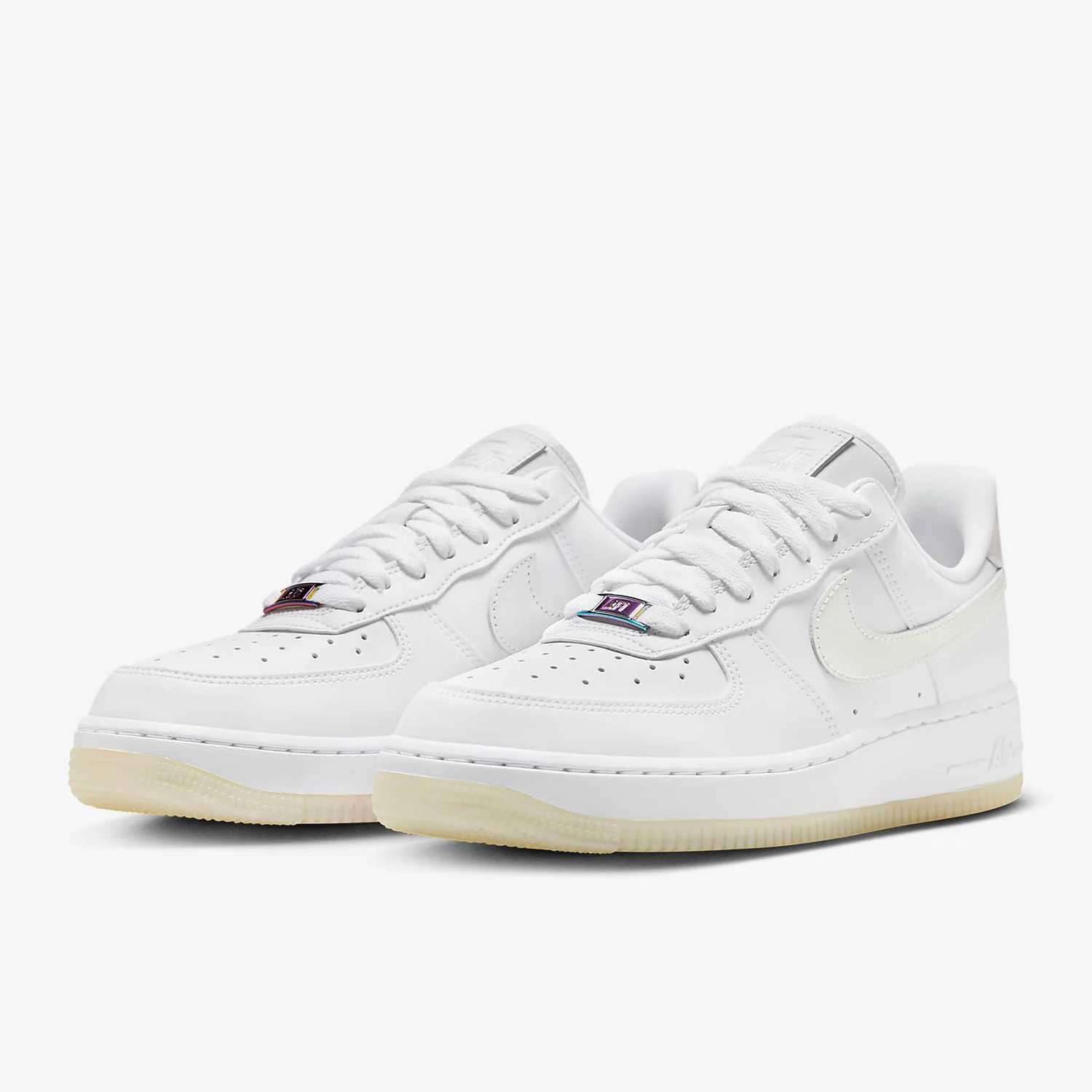 

Женские кроссовки Nike Genuine Air Force 1 '07 LX FZ5531-111