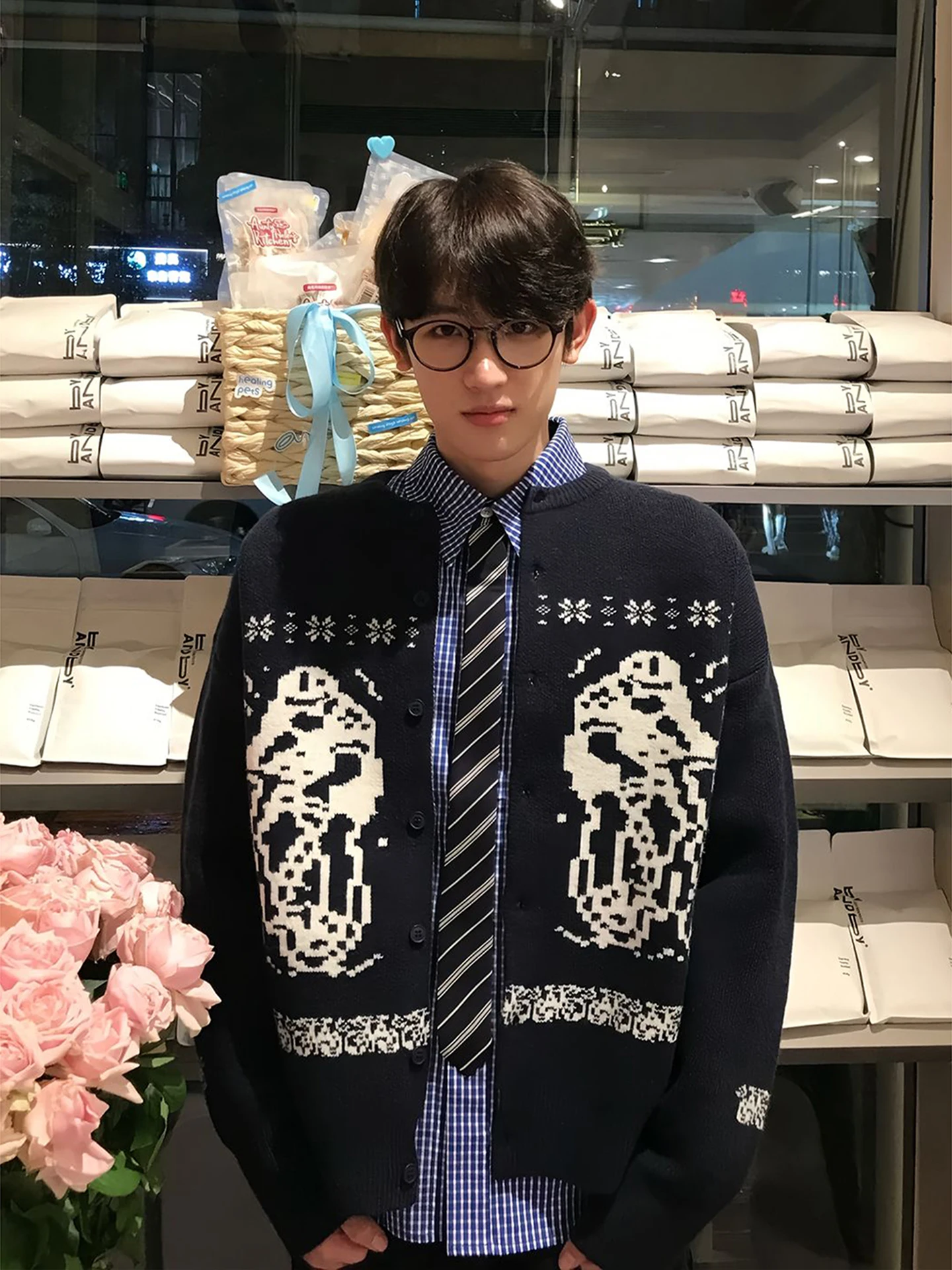 

Кардиган мужской вязаный в стиле Fair Isle, цвет кобальтовый синий, осенне-зимний, американский стиль, повседневный, свободного кроя, с длинными рукавами, круглый вырез, пуловер