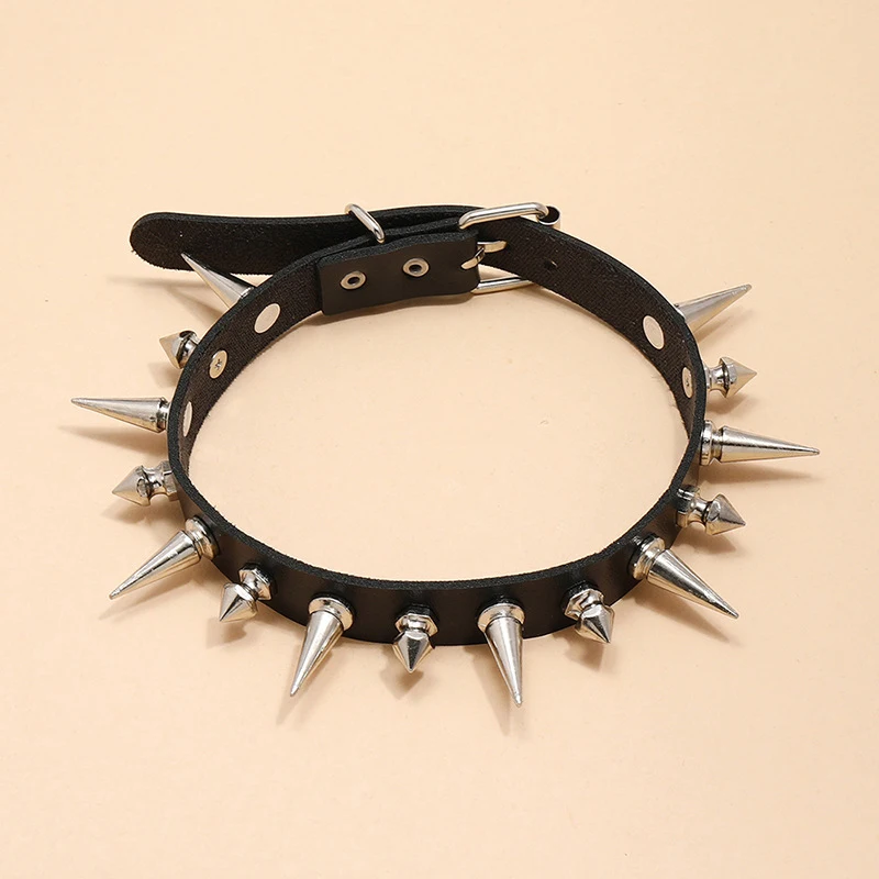 Collar de cuero sintético estilo punk gótico con pinchos largos, accesorio elegante para el día a día, ideal para fiestas y combinar con otras prendas para mujer.