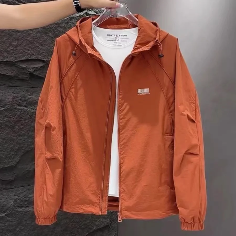 

Мужское ветрозащитное свободное пальто с капюшоном, модная защита от солнца, весна-лето, Новое поступление, молодежное повседневное длинное пальто све