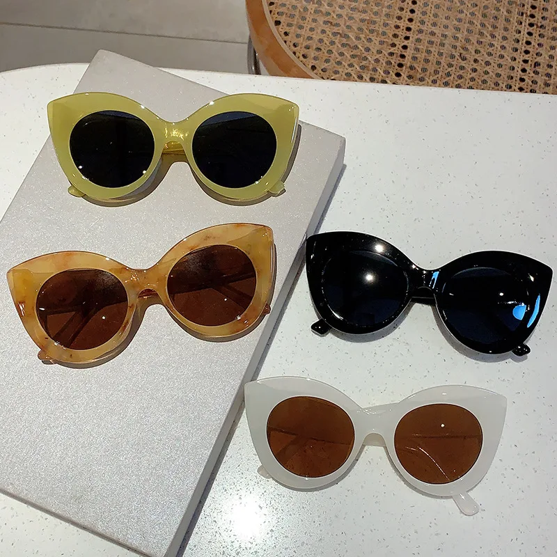 Fashion Vintage Oversized Cat Eye Sunglasses Women For Female Sun Glasses Punk Shades Luxury Brand Designer Sexy Lady Eyeglasses