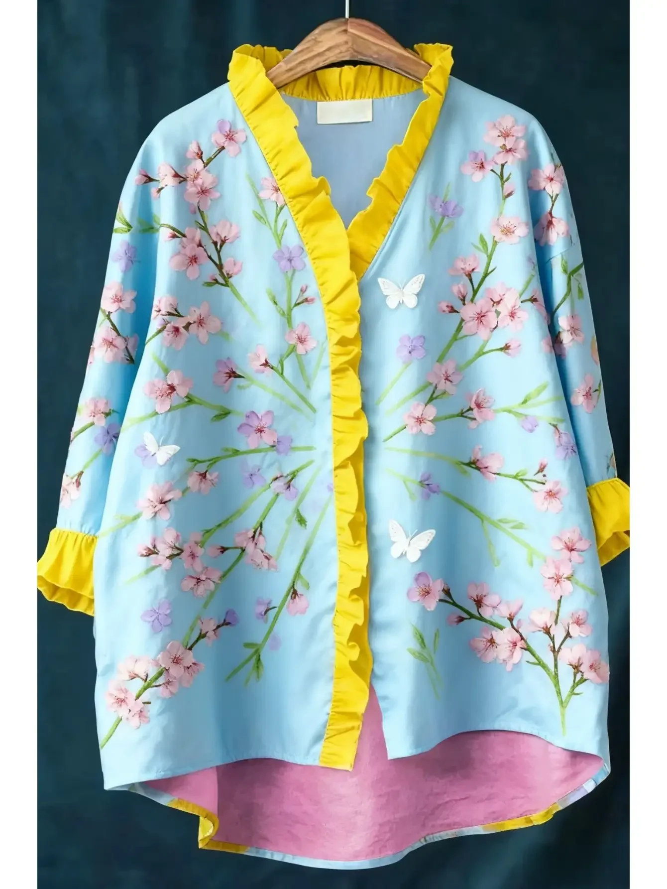 

2026 new V-neck casual top, women's long sleeved lace shirt,Suitable for spring, summer, and autumn, seasonal fashion