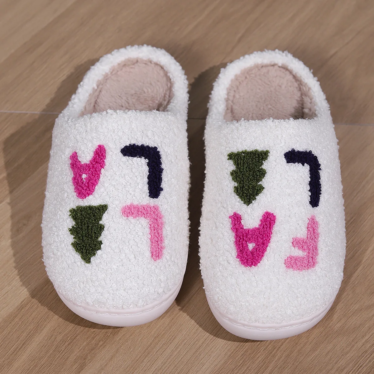 

Cartoon Cute and Interesting Lette Women Slippers Indoor Warm Comfort Lightweight Bedroom Concise Winter Cotton Shoes Wholesale