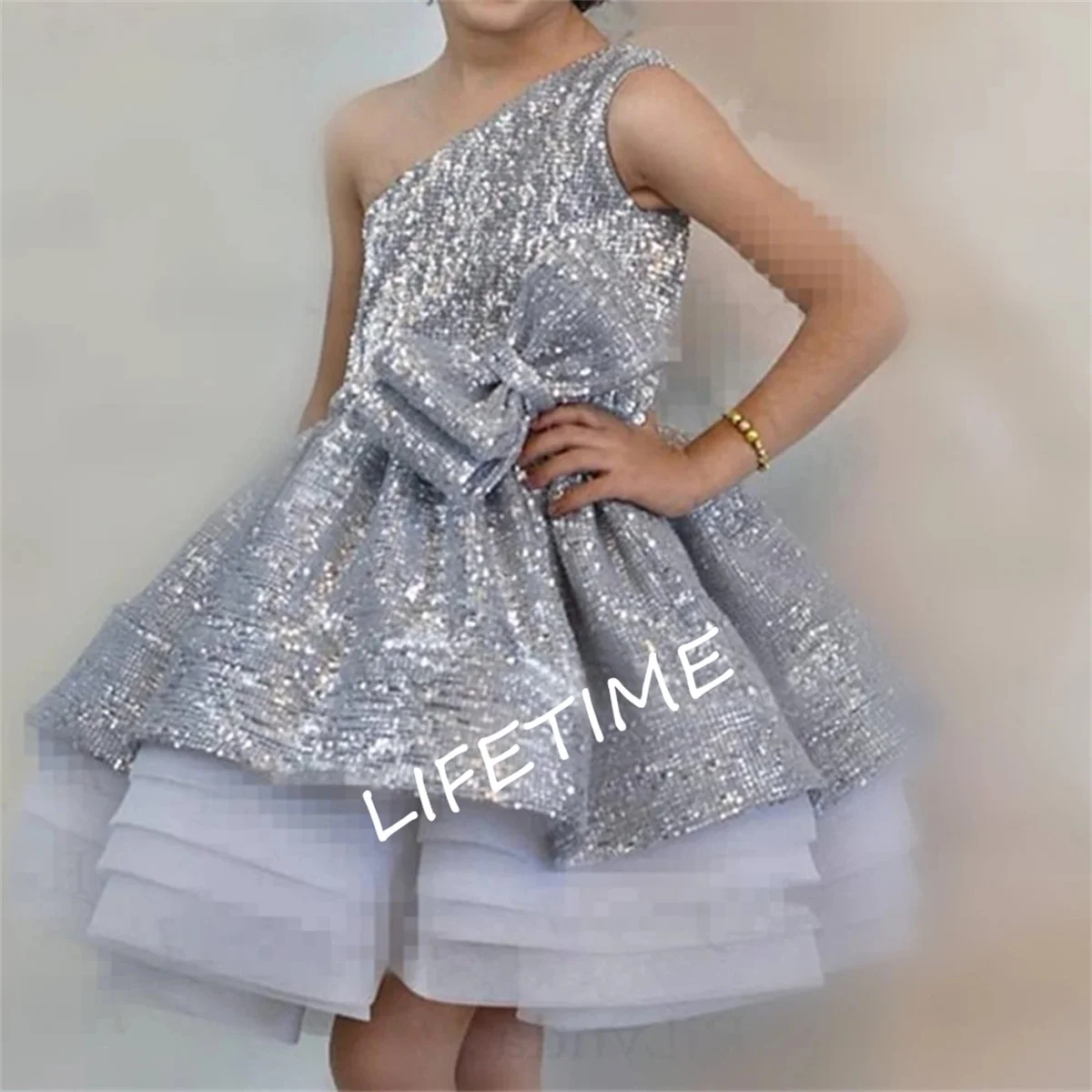 

Silver Sequined Chiffon Flower Girl Dress Teen Girls Wedding Party Gowns Vestido De Festa Girls Princess Summer Wears