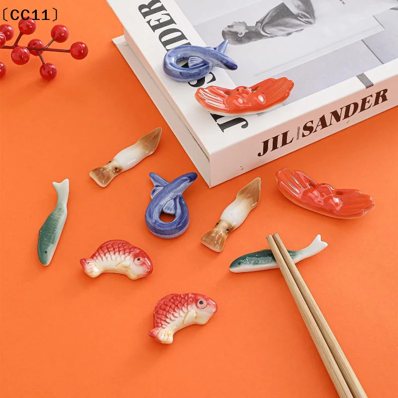 Fish-Shape Ceramic Chopsticks Holder Spoon Fork Rest Sushi Rack Shelf Chopsticks Holder Stand Rest Pillow Kitchen Utensil〔CC11〕