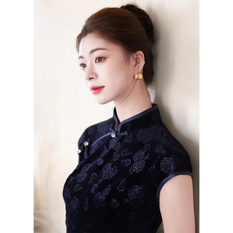 Ele Royal Blue Velv… - image