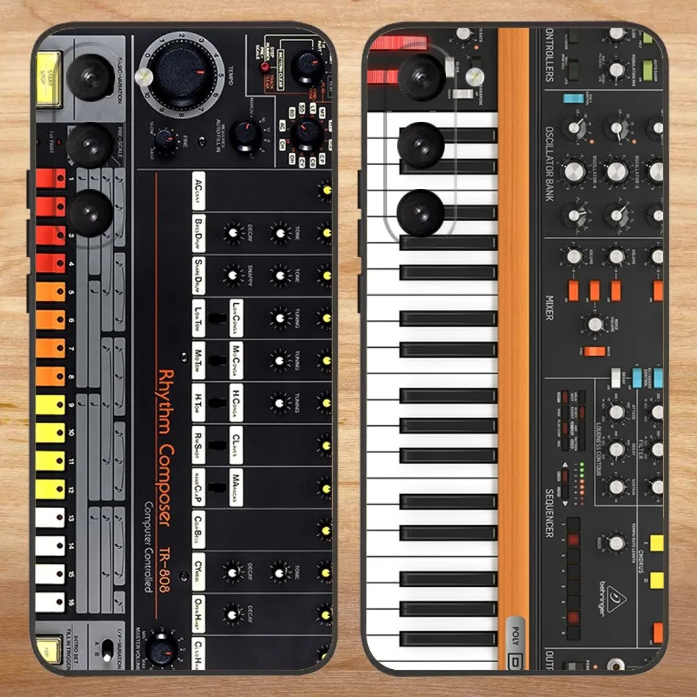 Vintage Synth Synthesizer Phone Case For Samsung S23,23,22,30,21,10,9,Note20 Ultra,Lite,Ultra,5G,Plus,FE,Black Soft Case