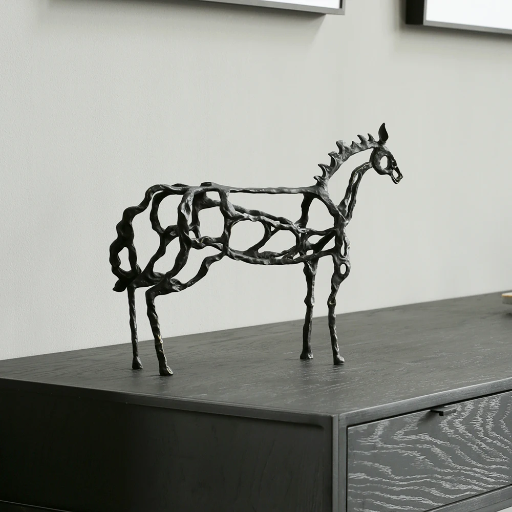 Modern Iron Crafts Home Living Room Hollow Horse Abstract Metal Ornament Decor Objects Office Sculpture Accessories Gifts