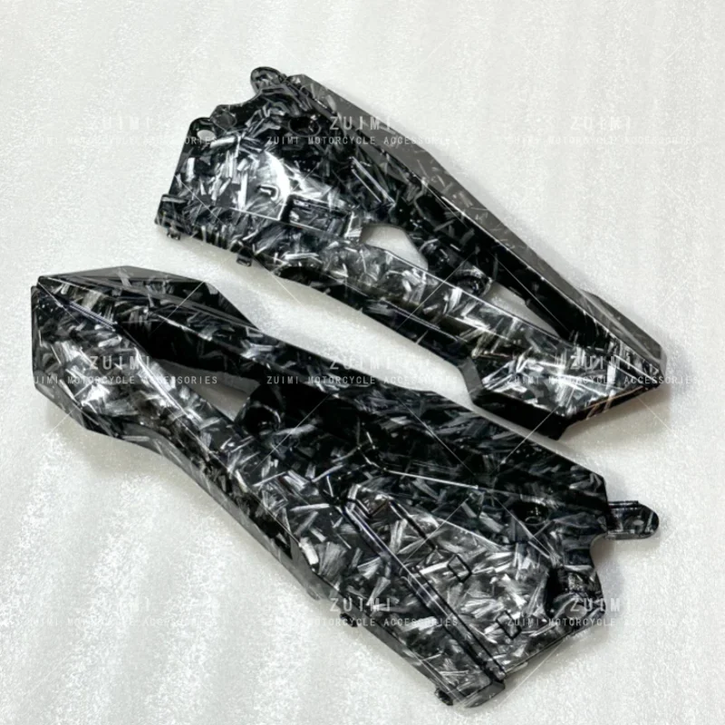 Carbon fiber patterned side engine middle bracket panel fairing replacement part suitable for KAWASAKI 2013-2014-2015-2016 Z800
