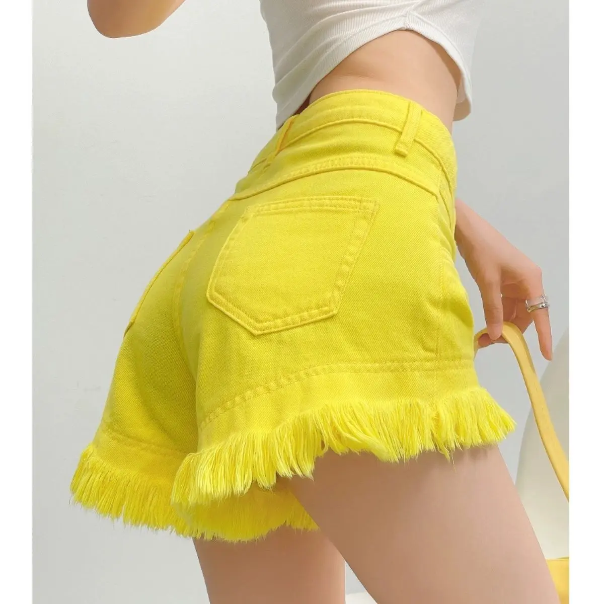 2025 Summer New Women's High Waisted Slimming Tassel Edge Denim Shorts Hot Pants Yellow