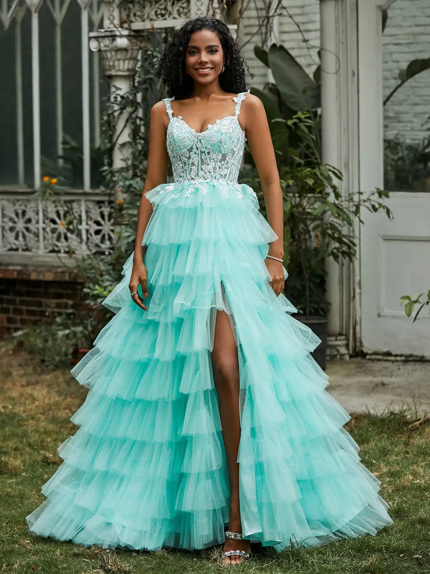 

Appliques Tulle Spaghetti Strap Prom Dresses A Line Long Evening Dress Corset Layered Tiered Skirt Split Formal Occasion Gowns