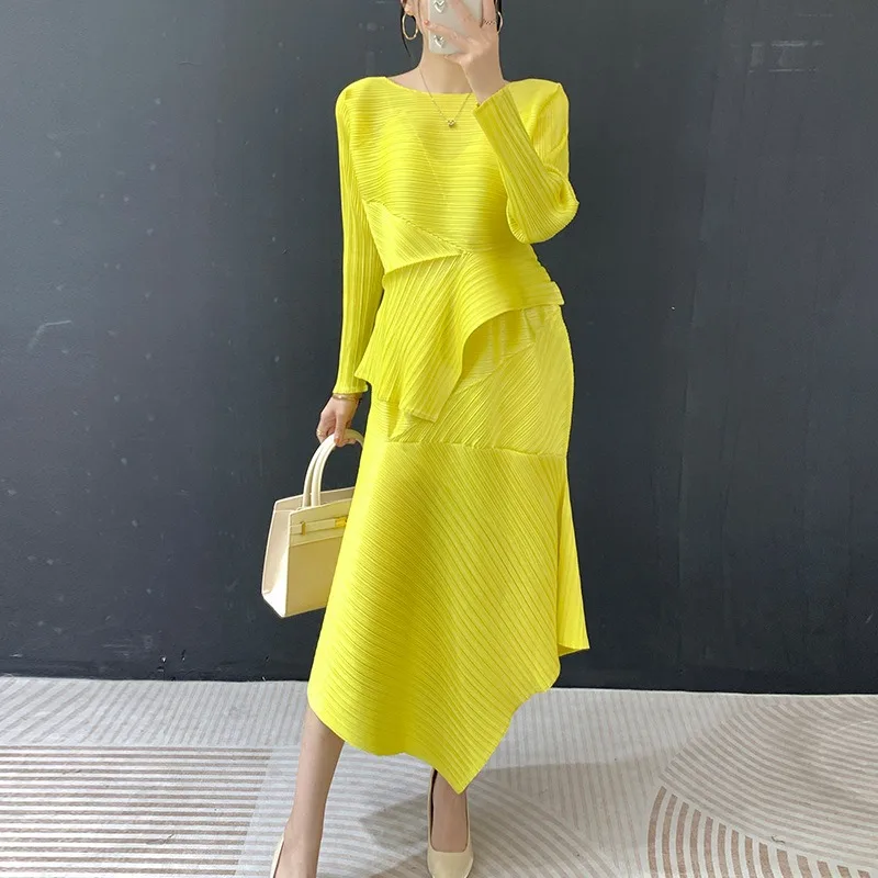 

Miyake Pleated Loose-Fit Long-Sleeve T-Shirt Dress Set 2026 Summer New Elastic Waistband Asymmetric Hem Skirt 2-Piece Women's