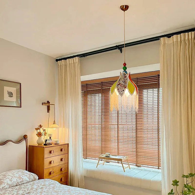 Medieval tassel chandelier, retro homestay restaurant light, court style living room bedroom atmosphere chandelier