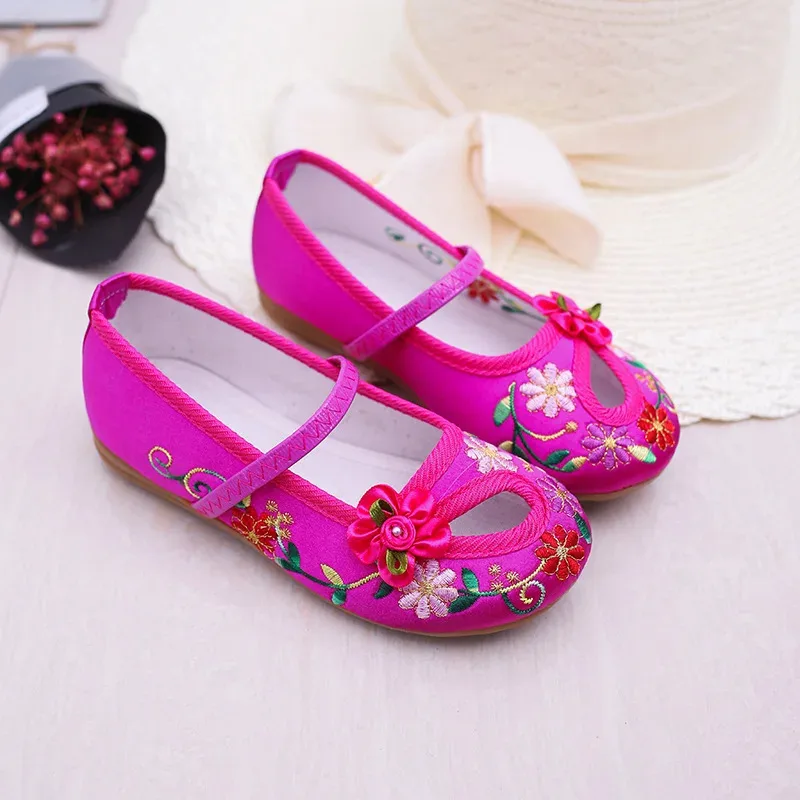 

LZH Traditional Style Flats Ethnic Dance Vintage Hanfu Soft Shoes Children For Chinese Girl Embroidered Floral Cloth Shoes