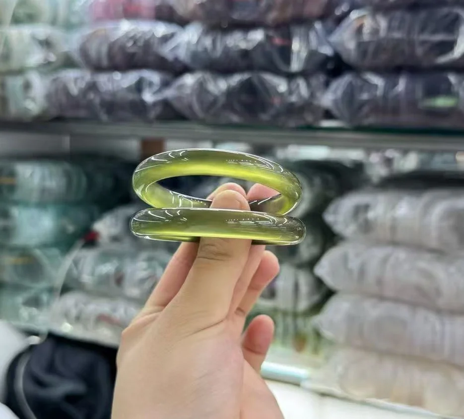 New rare Olive green Bracelet Natural A-grade high-quality agate Ice delicate material Bangles Elegant women Handring Fine Jewel