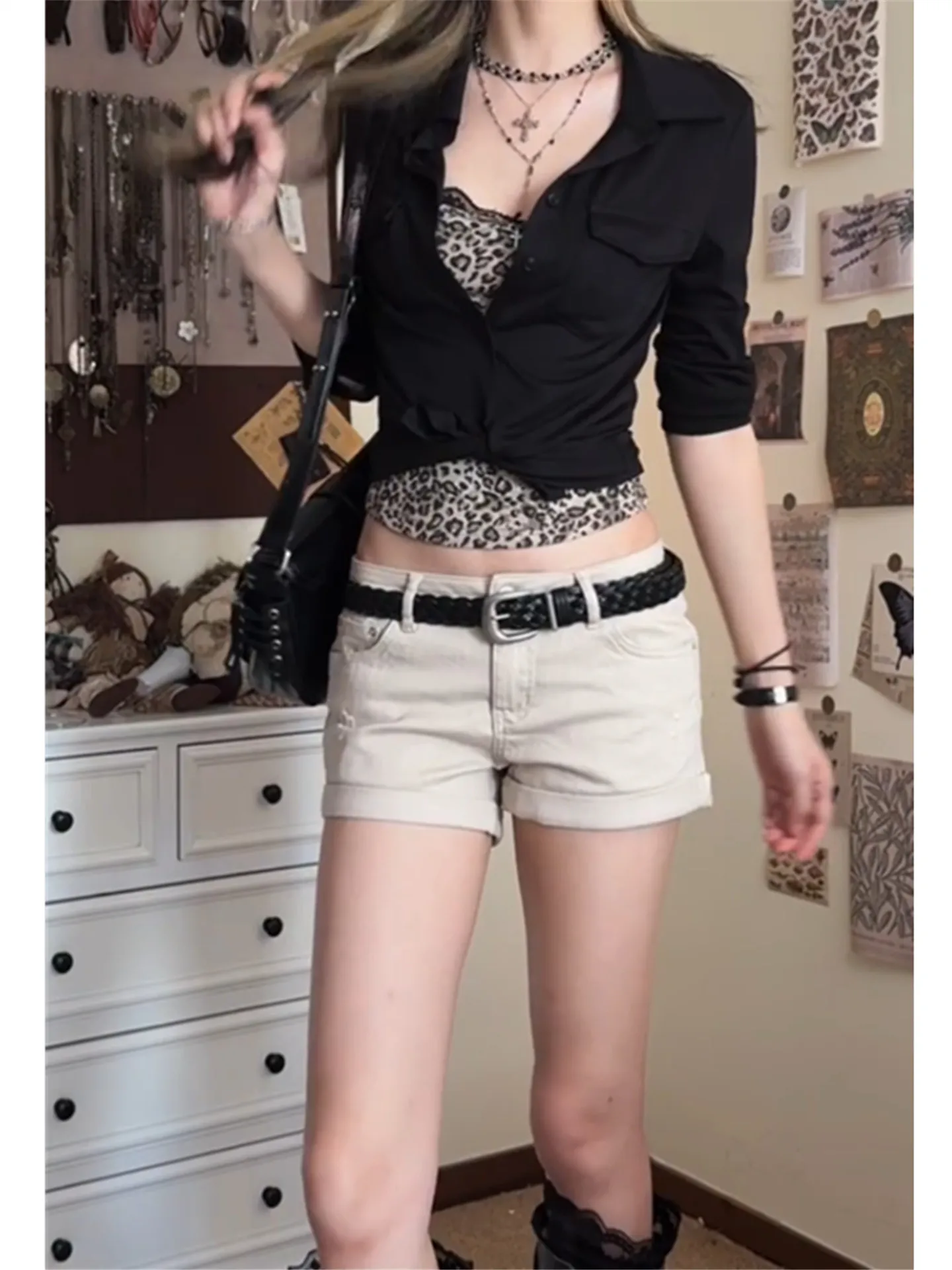 American Vintage Low Waist Khaki Denim Shorts Women Summer Wash Slimming Butt Enhancing Hot Pants Casual Cotton Jeans