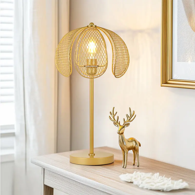 

20'' Metal Petal Shade Aesthetic Desk Lamp,Small Decorative Gold Girls Lamps,3000K Soft Warm White, For Nightstand,Bedroom