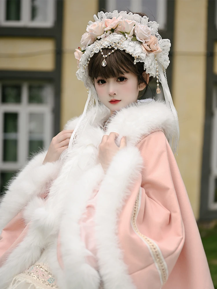 

Chinese Retro Women's Cape Coat Winter