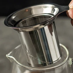 Tea infuser-ステンレス鋼のティーとコーヒーの香りのフィルターカップ,フィルター付きのティーポット,ゆったりとした葉,黒い色の香りのあるアクセサリー