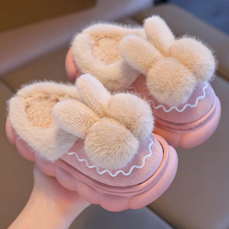 

Детские зимние хлопковые тапочки, 2025 г., милые мягкие пушистые шлепанцы с кроличьими ушками, домашние нескользящие теплые плюшевые тапочки для родителей и детей