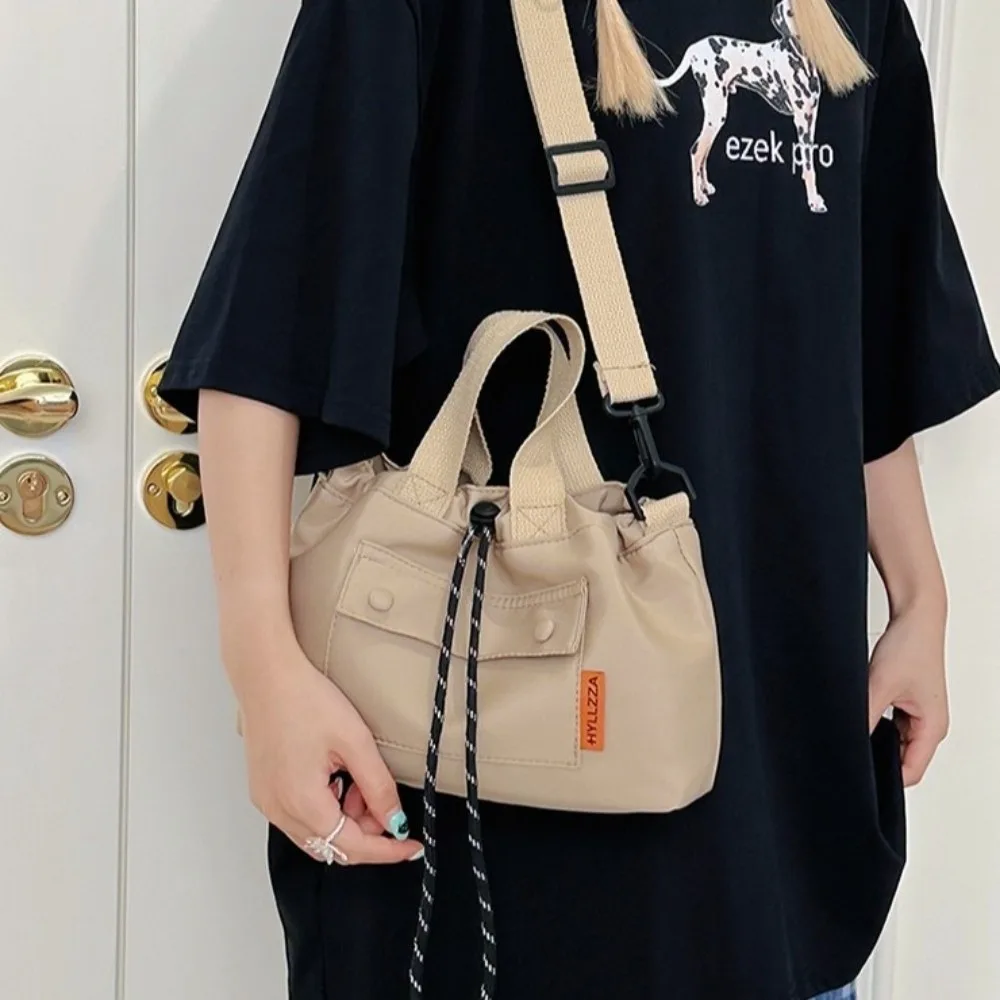 

Cloth Nylon Crossbody Bag Large Capacity Magnetic Button Shoulder Pouch Contrast Color Lightweight Drawstring Bucket Bag Men