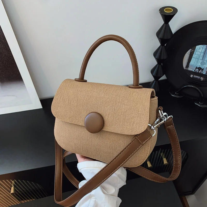 

Весенняя универсальная сумка-кроссбоди 2026 года с цветовыми блоками и ремнем через плечо