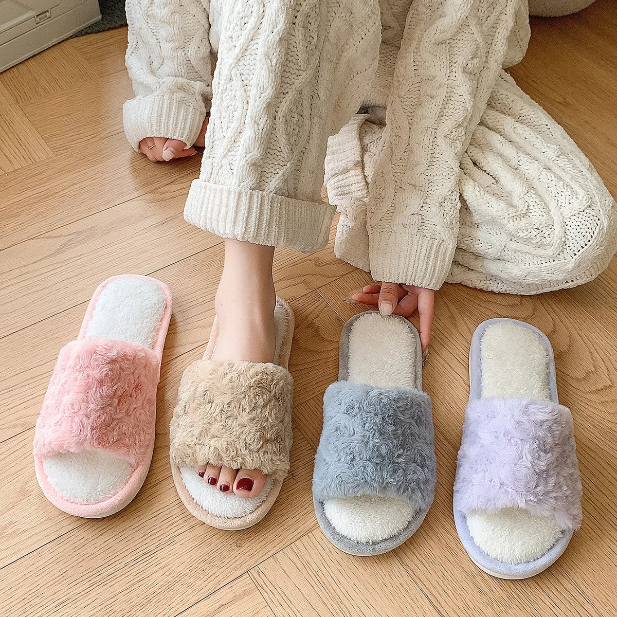 

Winter Home Furry Cotton Slippers Rose Velvet Open Toe Design Hot Selling Warm Fleece Lined Anti Slip Thick Soled Slippers