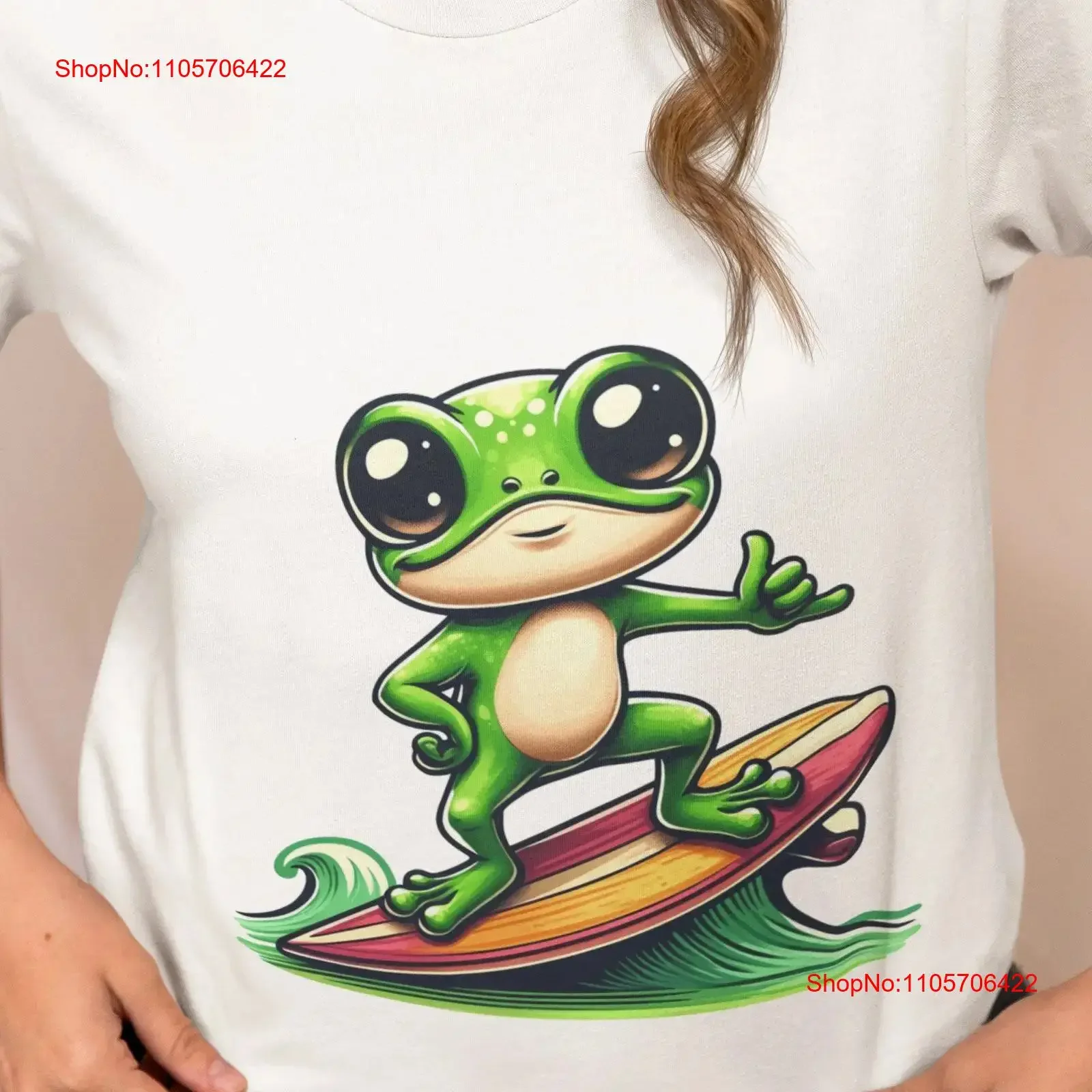 Cute Frog Surfing T Shirt Fun Surfboard Animal Amfibia Surfer Beach Lover Top Ocean Adventure Summer Vibes vintage Washed
