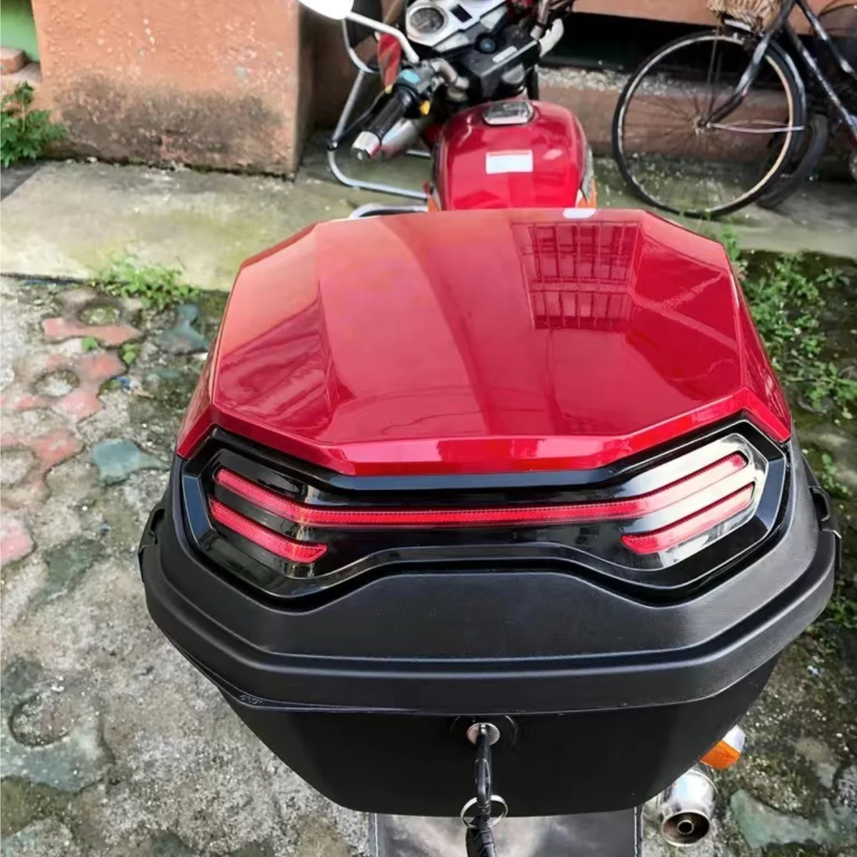 1 Stück 35L Motorrad Top Box, Motorrad Kofferraum ABS Material verschleißfest mit Schloss, Motorradzubehör, Motorradhelm – Detail 13