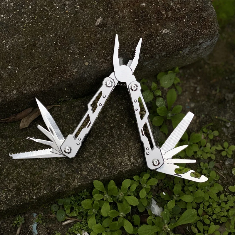 Imagem -03 - Daicamping-multifuncional Edc Wrench Multi Ferramenta de Bolso Camping ao ar Livre Faca Dobrável Alicate Home Hand Tools Grupo Dl12