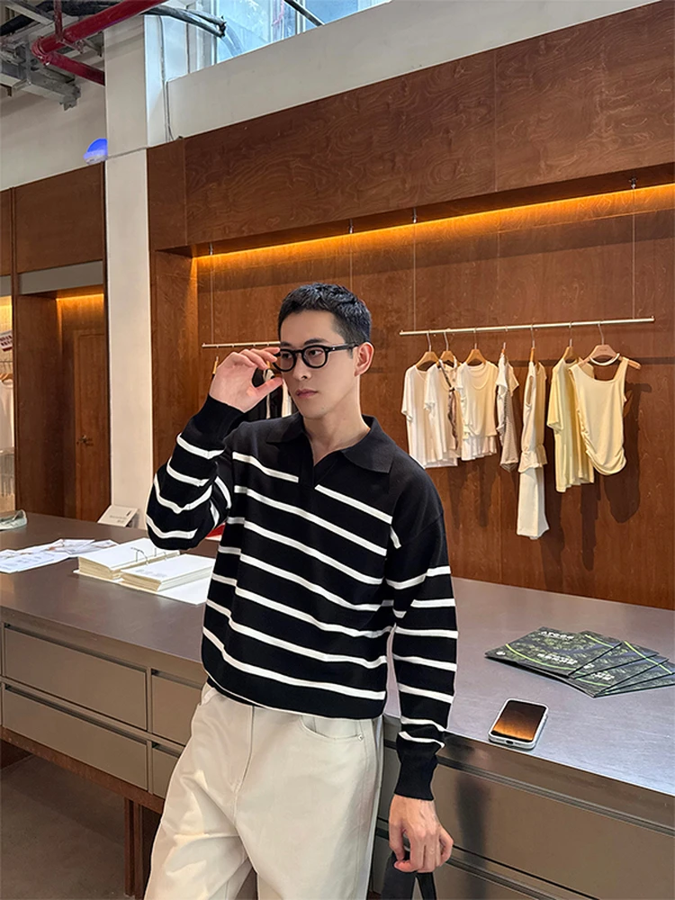 

Коврик в стиле преппи в полоску, вязаный мужской повседневный свитер с v-образным вырезом, осенний новый свитер для мальчиков стандартного кроя из полиэстера...