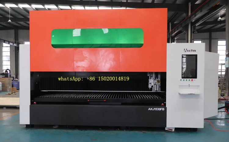 آلة القطع بليزر الألياف باستخدام الحاسب الآلي المعادن 1000 واط 2000 واط 3000 واط 4kw 6kw 12000 واط آلة القطع بالليزر