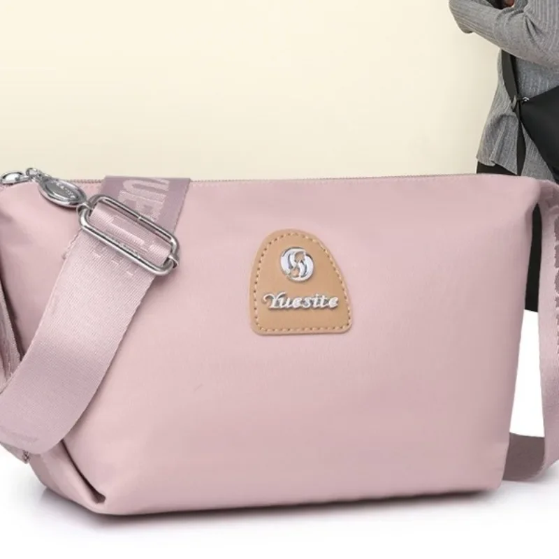 2024 New Trendy Women's Messenger Bag Light Anti-splashing Nylon Bag Women's Fashion Foreign Shoulder Bag