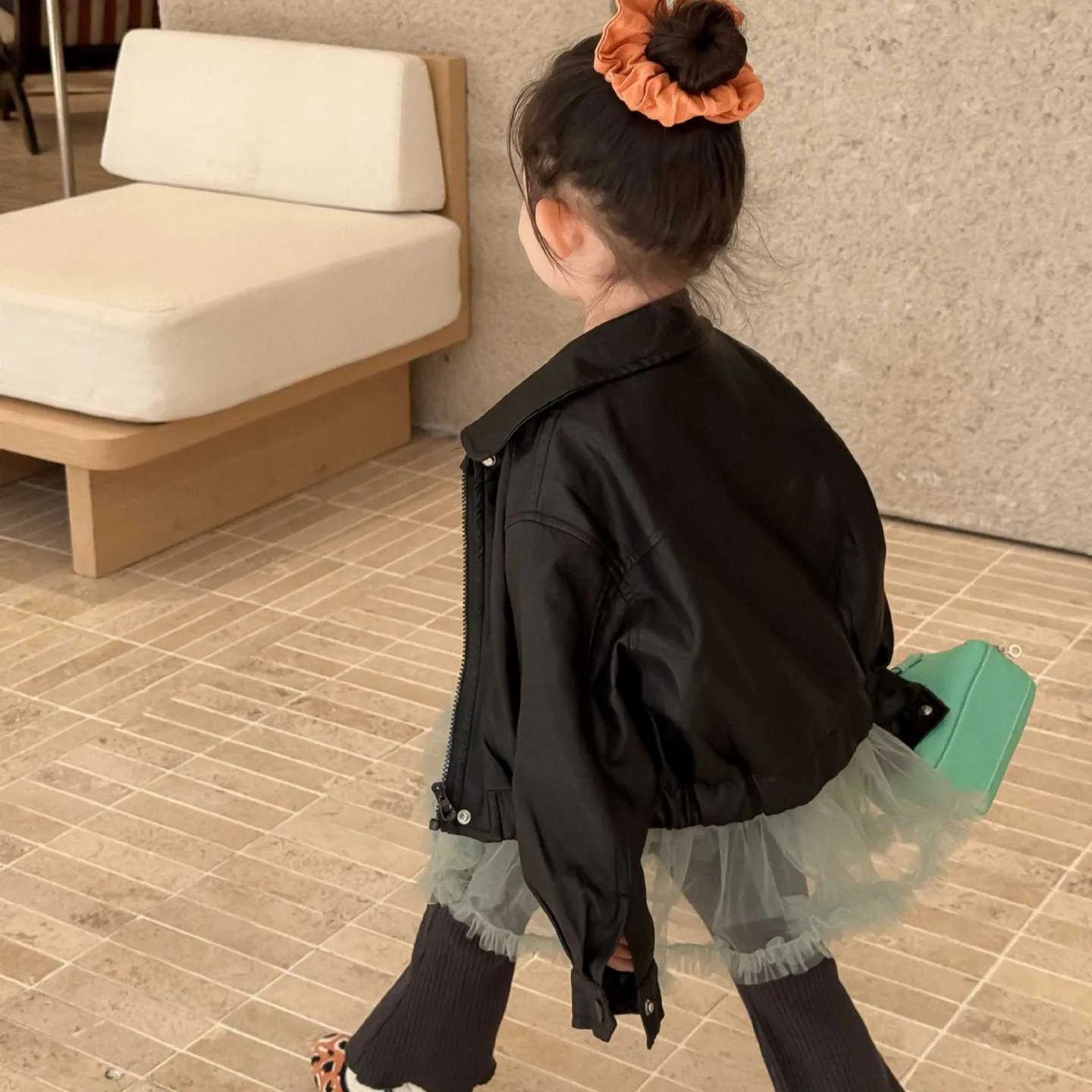 

2025 Autumn New Girls' Korean Version PU Leather Jacket with Lace Fashion and Sweet Base Yarn Skirt Pants