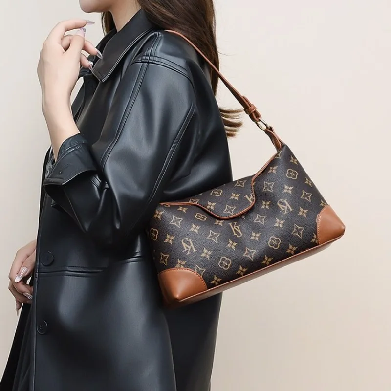 Luxury Vintage Diaper Bag For Women Elegant Crossbody Bag Minimalist Leather Tote Designer Textured And Fashionable Bag - view 3