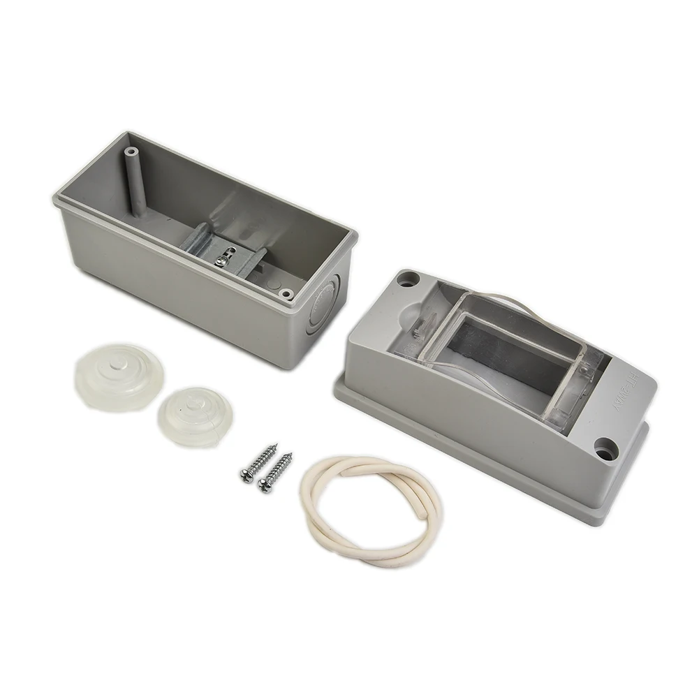 

Efficient 2/5/8 Way Horizontal Row Fuse Box for Garage Plastic Cover White Color 10KA Short Circuit Making Current