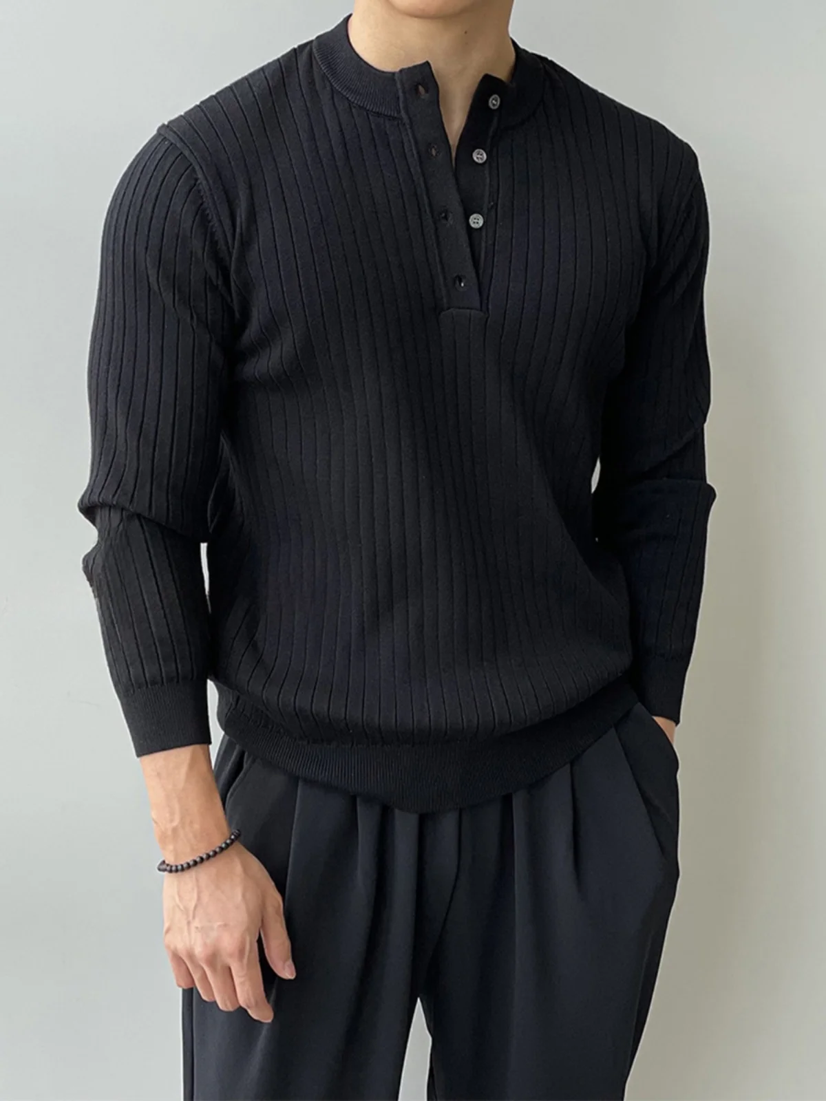 

Henry Collar Long Sve Knitted irt Men's Fitn Sle Slim Fit T-irt American High End Muscle Spring New Model