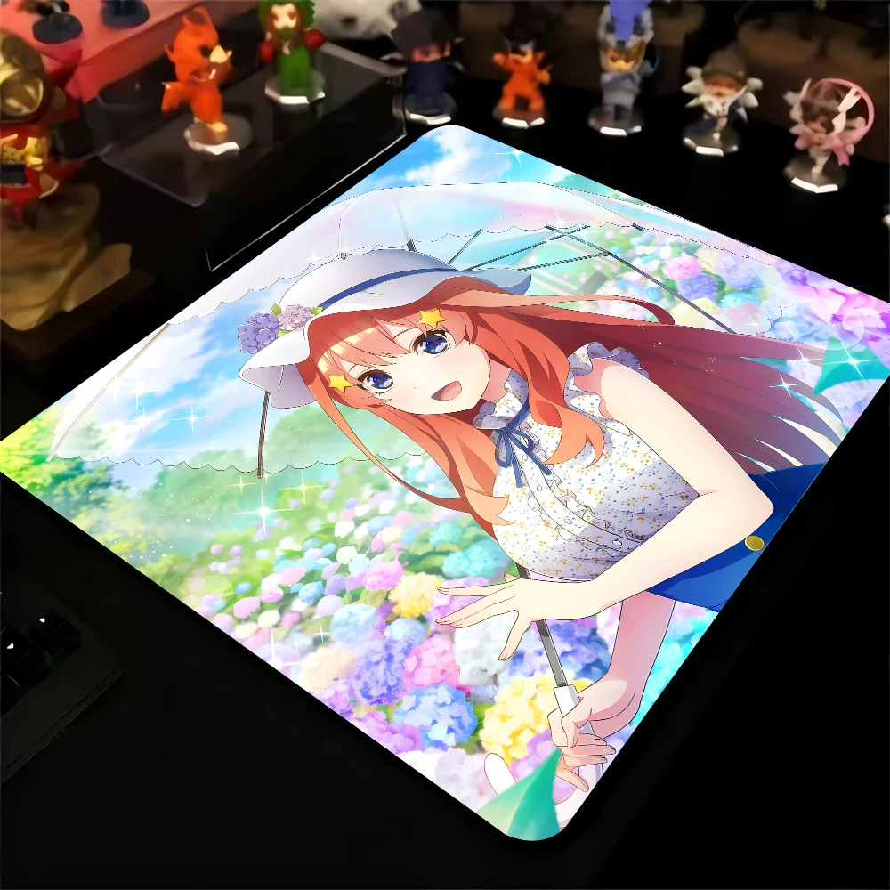 Itsuki-alfombrilla de ratón Nakano The Quintessential Quintuplets, alfombrilla de ratón pequeña de Anime, alfombrilla de escritorio para ordenador, goma antideslizante