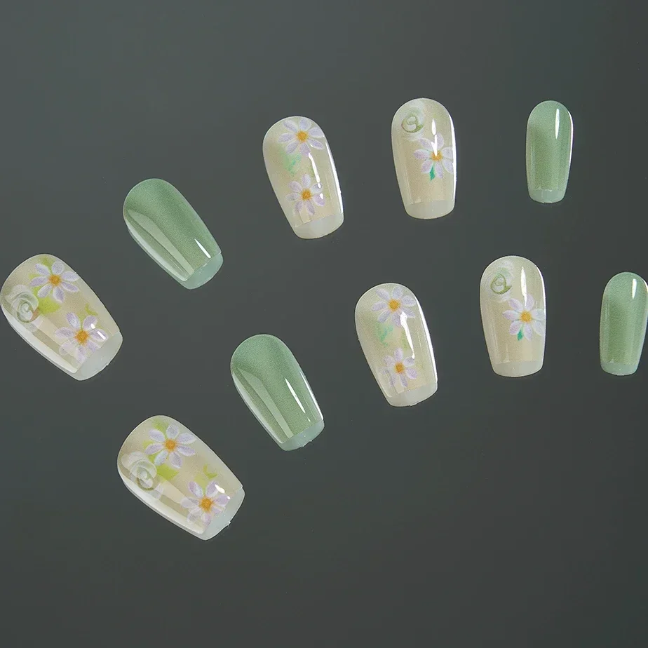 10 Stks/set Korte Glanzende Lente Draagbare Nail Art Kleurrijk Bloemendesign Zoete Temperament Pers-On Nagels Set Met Zelfklevende Lipjes