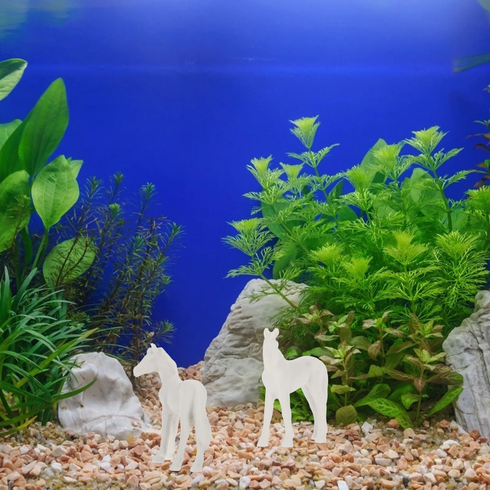 1Pcs Mini Resin White Horse Simulation Ornament Reptile Tank Landscaping Decor Aquarium Terrarium Small Artificial Horse