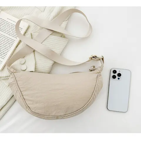 ठोस रंग महिलाओं के पोर्टेबल कंधे बैग सरल महिला नायलॉन कपड़ा गद्देदार क्रॉसबॉडी बैग यात्रा पर्स हैंडबैग मैसेंजर बैग 10 best sales नायलॉन क्रॉसबॉडी बैग - №4